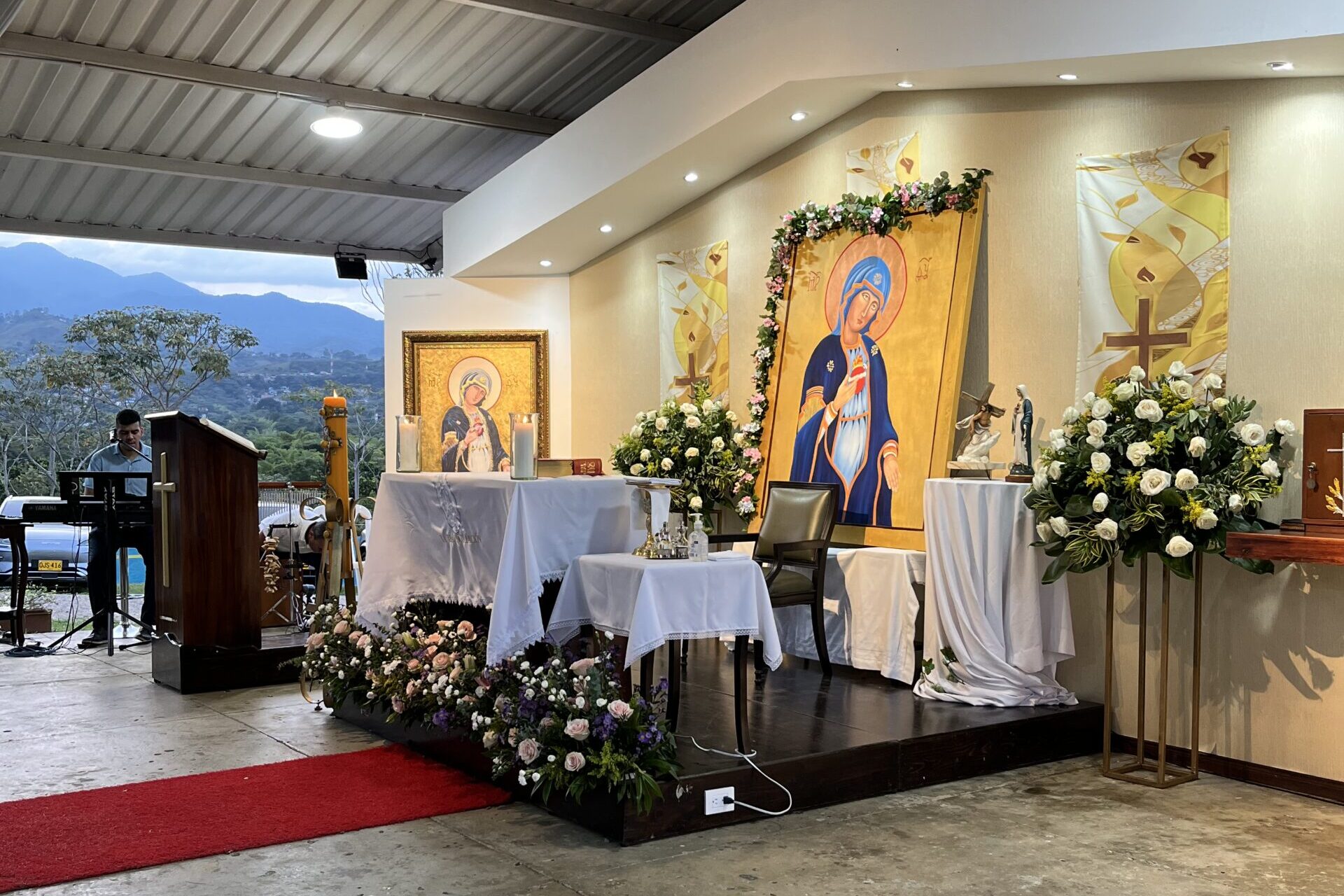 Altar Parroquia NSR Cali